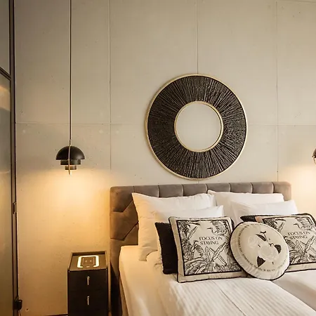 Daire Husarski - Park *