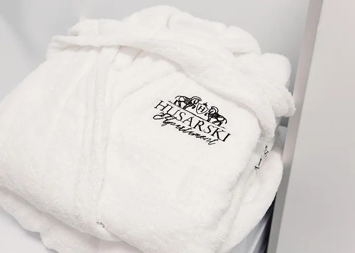 Husarski - Park Апартаменти *